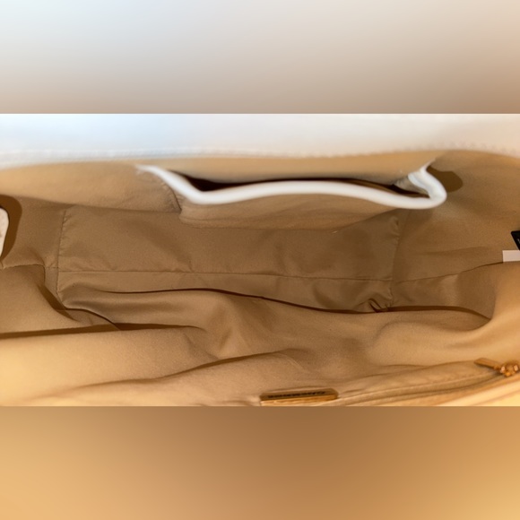 NWT Never Used Giani Bernini Debossed Signature Tote w/ Matching Wristlet - Picture 7 of 7